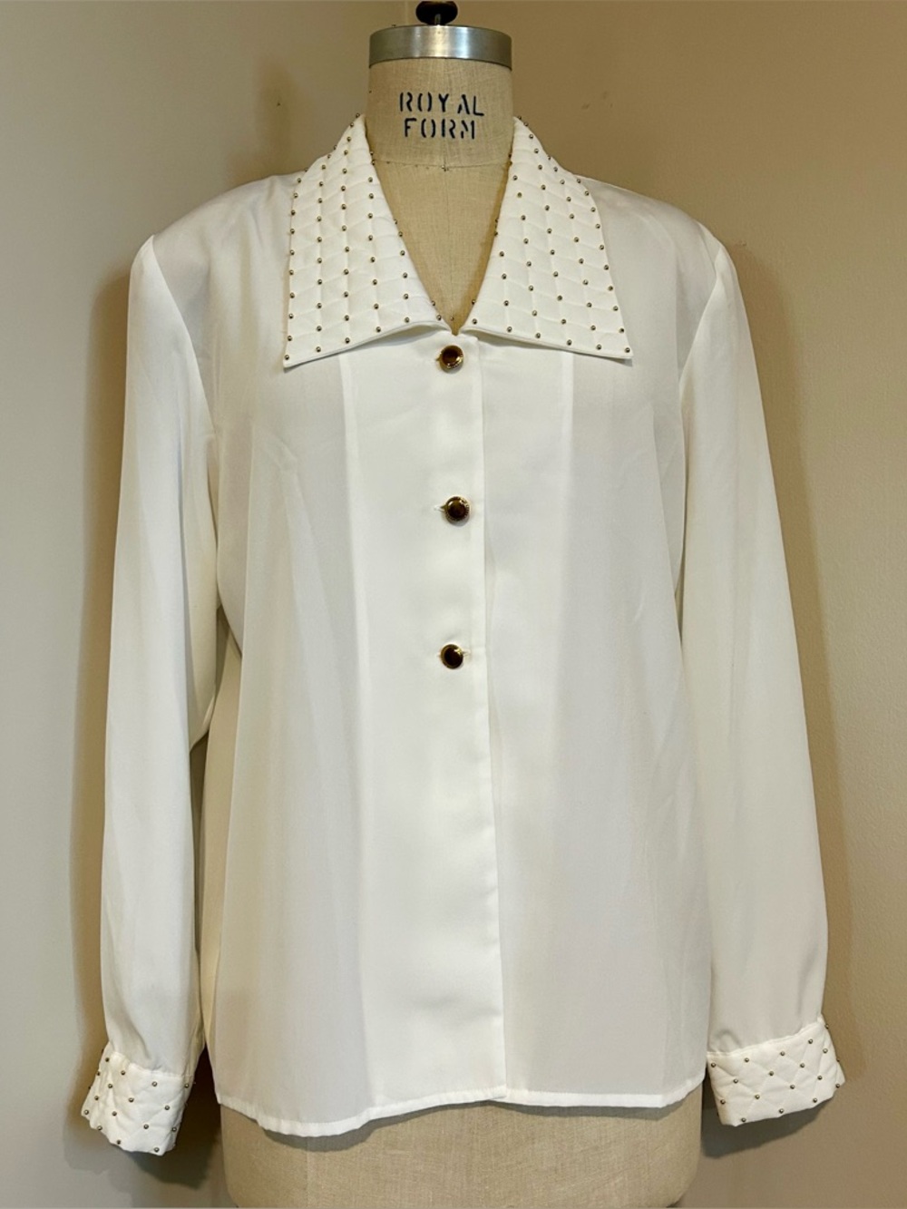 VTG 80s Oleg Cassini White Blouse Studded Wide Collar Cuffs Gold Accent Sz 14